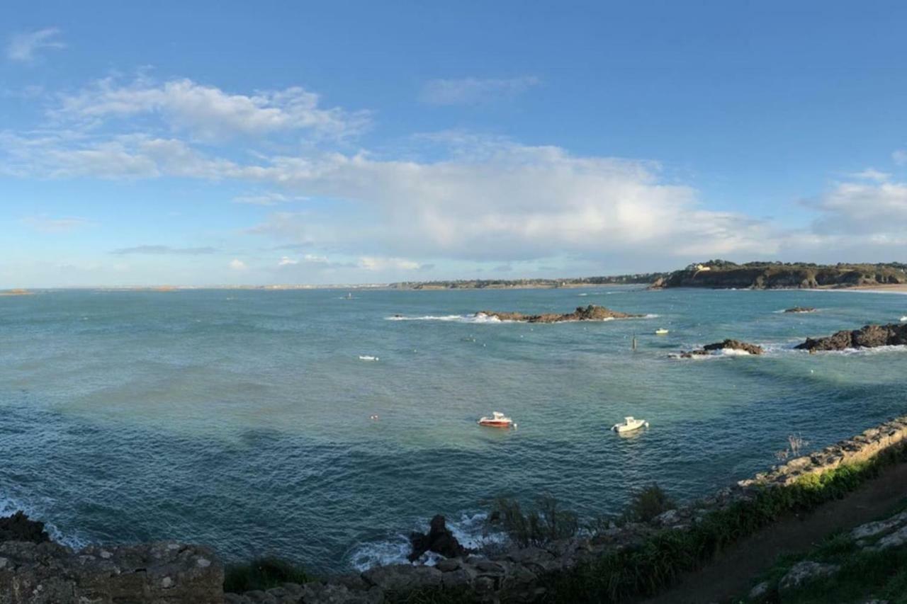 Petit Havre De Paix Face A La Mer Lancieux Kültér fotó
